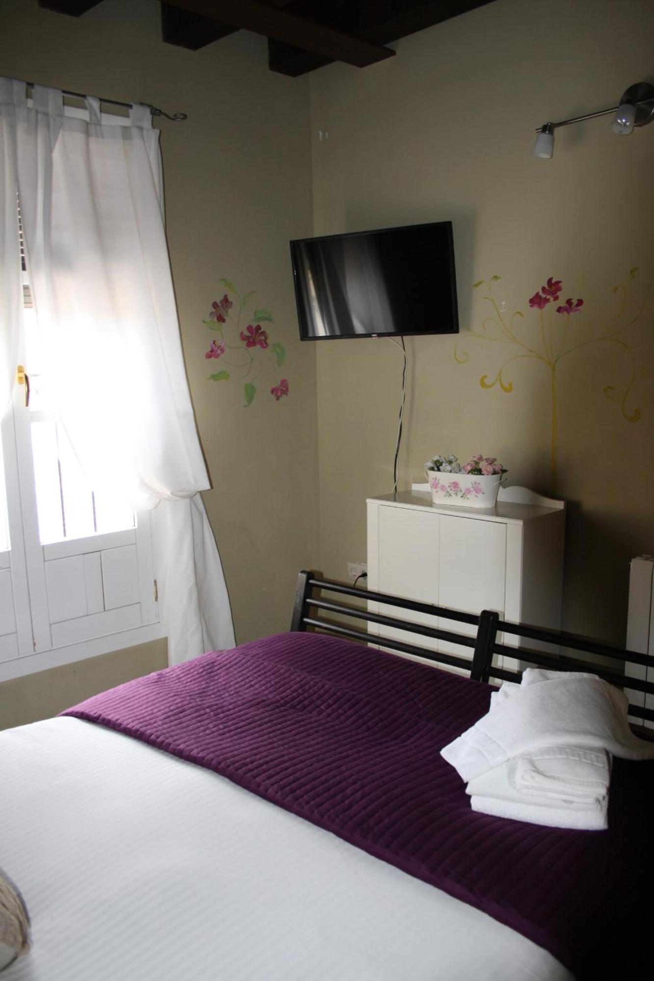 Refitoleria Apartamentos Segovia Bagian luar foto